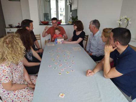 FALS FAMILLE - INITIATION À LA LANGUE DES SIGNES